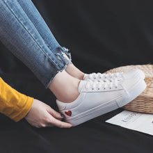 Load image into Gallery viewer, 2018 Autumn Woman Shoes Fashion New Woman PU Leather Shoes Ladies Breathable Cute Heart Flats Casual Shoes White Sneakers